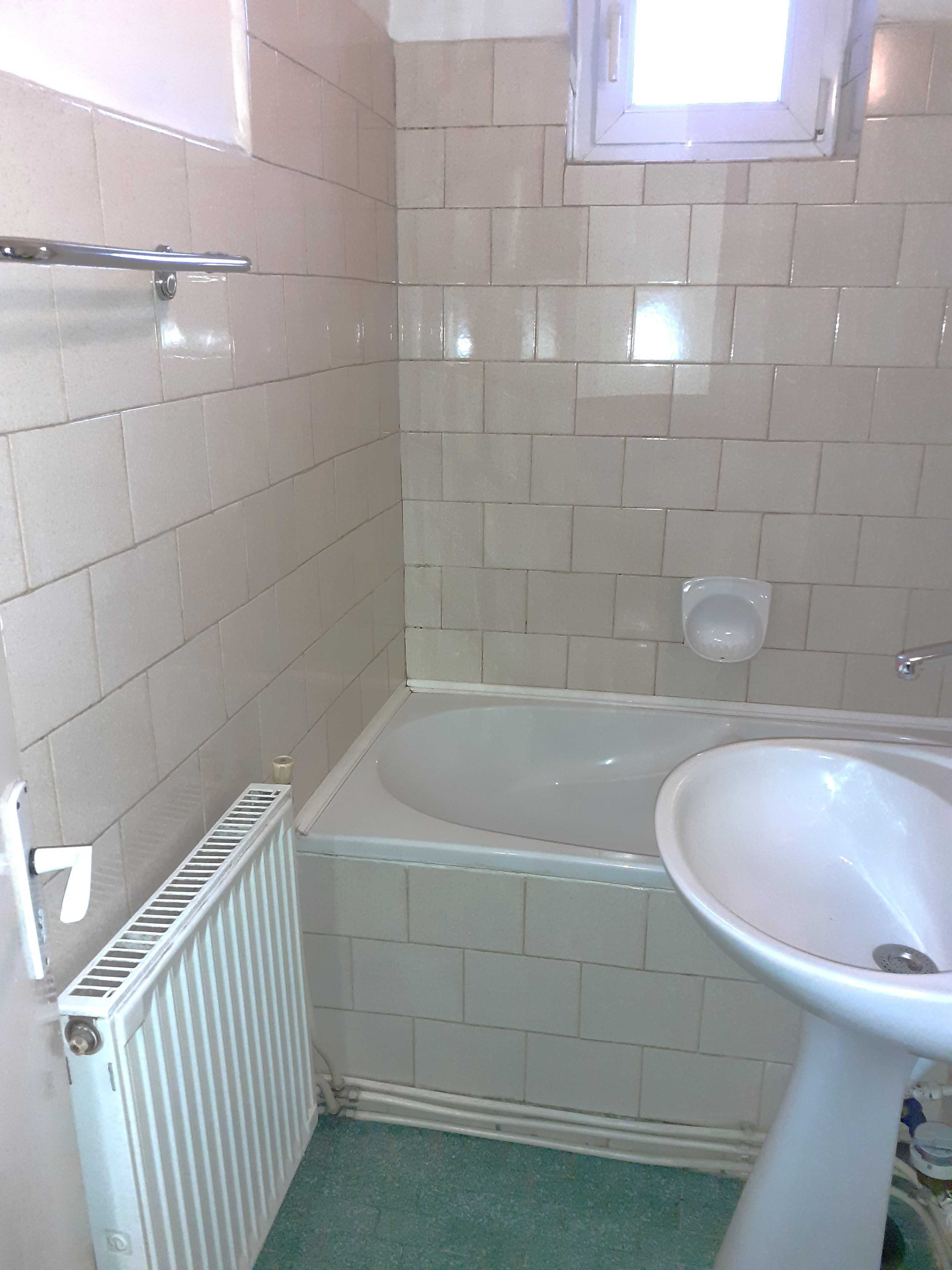 Proprietar, vând apartament 4 camere, Călărașilor, etaj 1, Viziru III