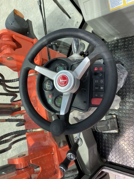 Vola / Inacarcator frontal Articulat 2000kg - Livrare din STOC!