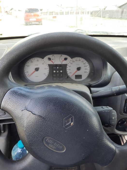 Renault Clio 1.4 benzina