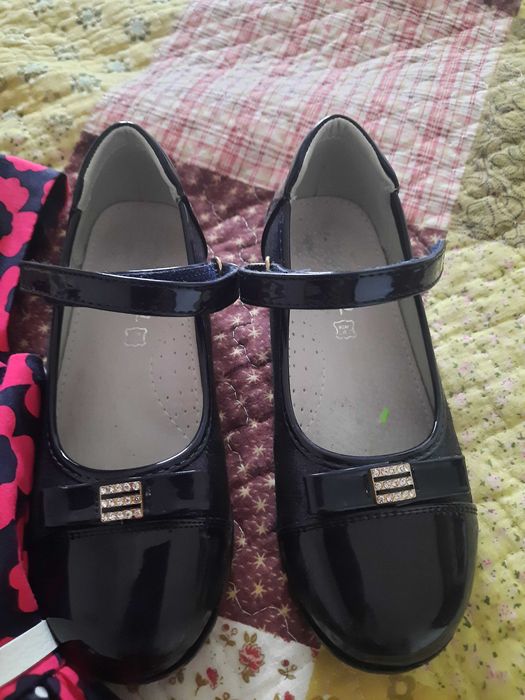 Rochita si pantofi