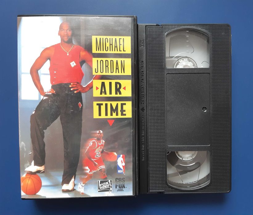 Видеокасети VHS Space Jam Космически Забивки Michael Jordan AIR TIME