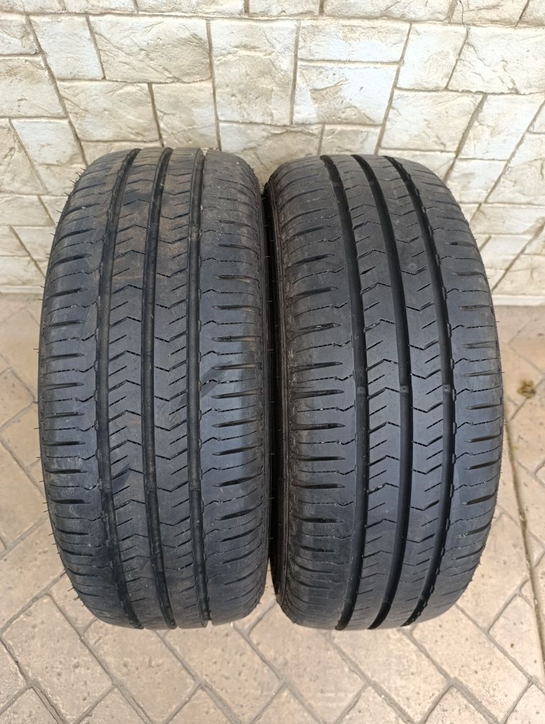 Летни гуми за Микробус 215/65/16/С NEXEN
