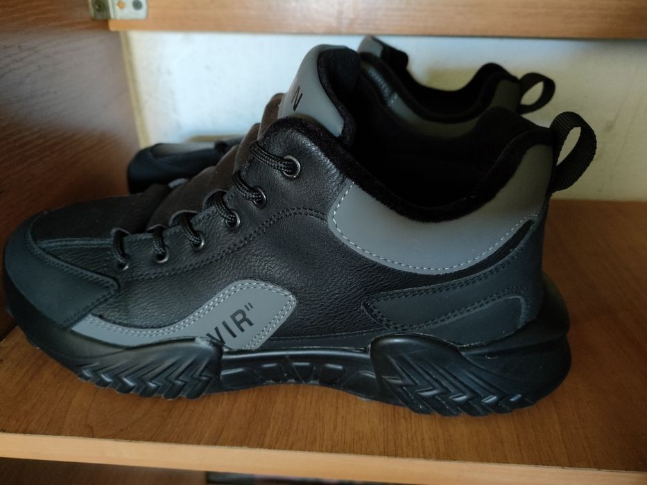 Зимняя обувь три пары