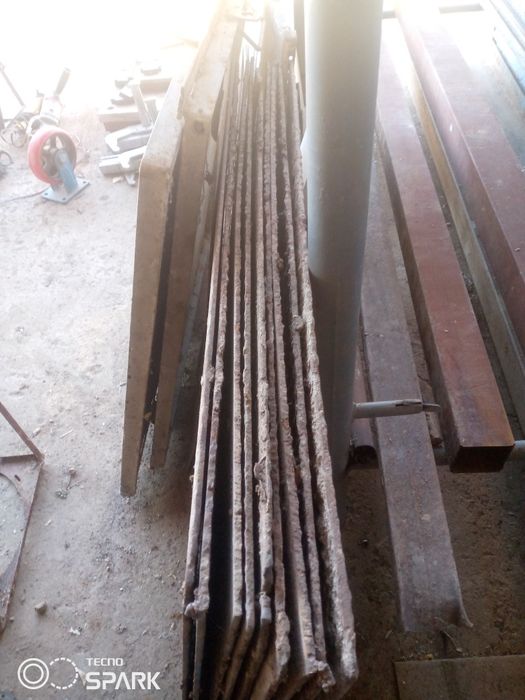 List va boshqa narsala sotiladi.