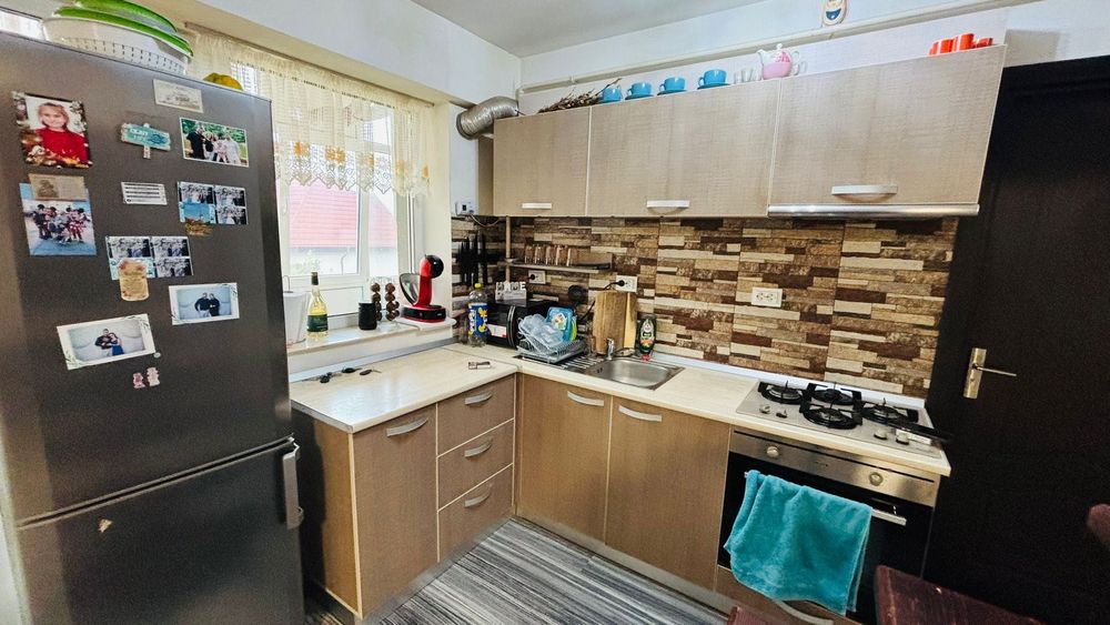 Vând apartament - proprietar