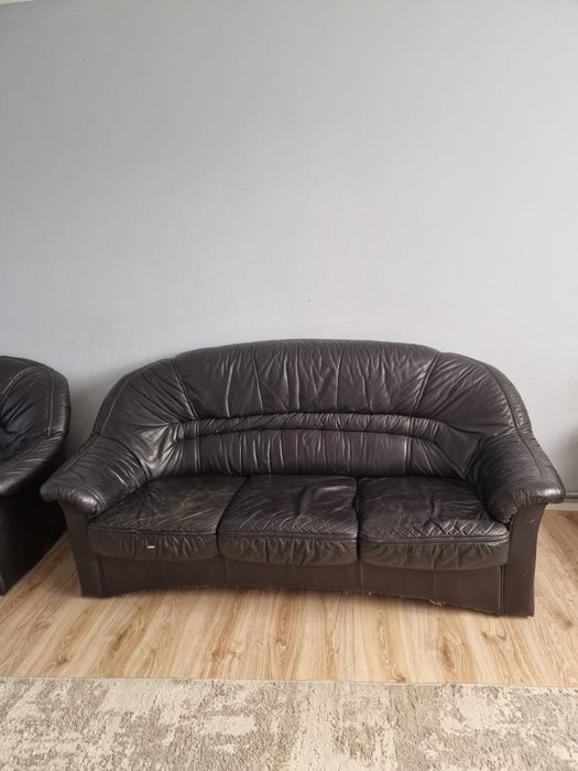 2 Canapele piele neagra si 2 fotolii