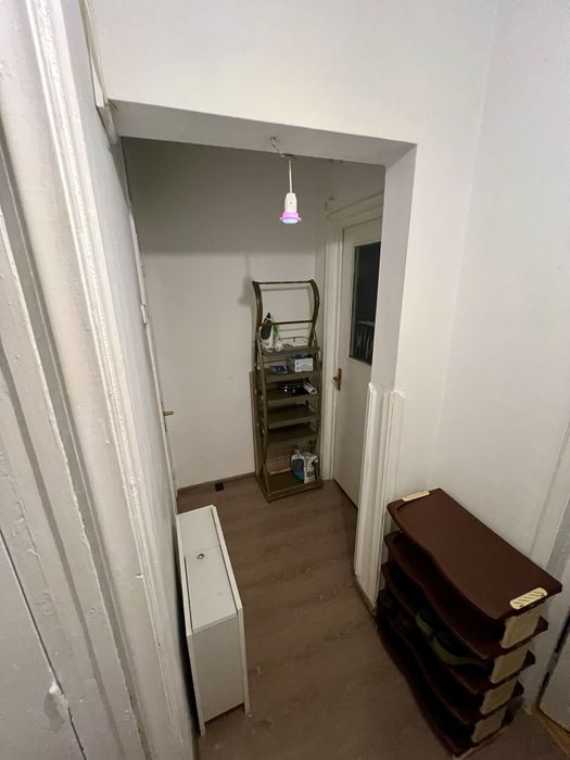 Apartament 3 camere, strada Zimbrului etaj 2/4