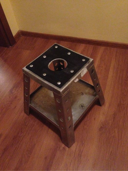 Стойки за мотори- крос,ендуро