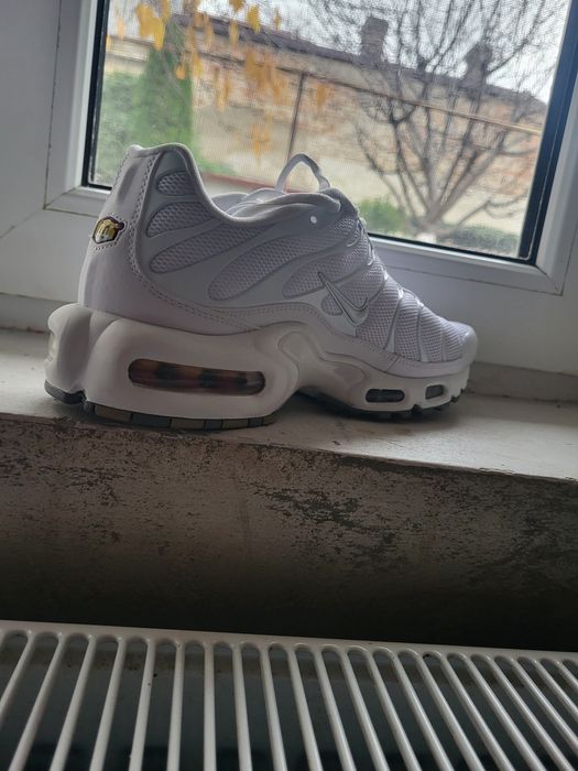 Nike Air MAX plus Triple White