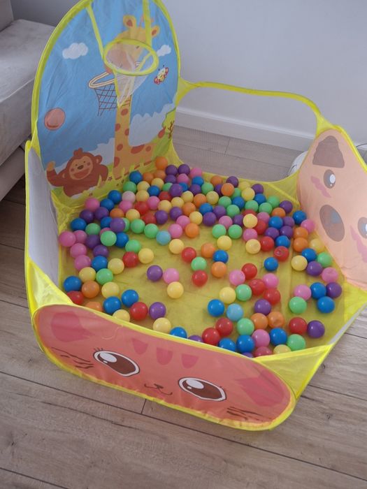 Țarc / piscina cu bile pt bebelusi