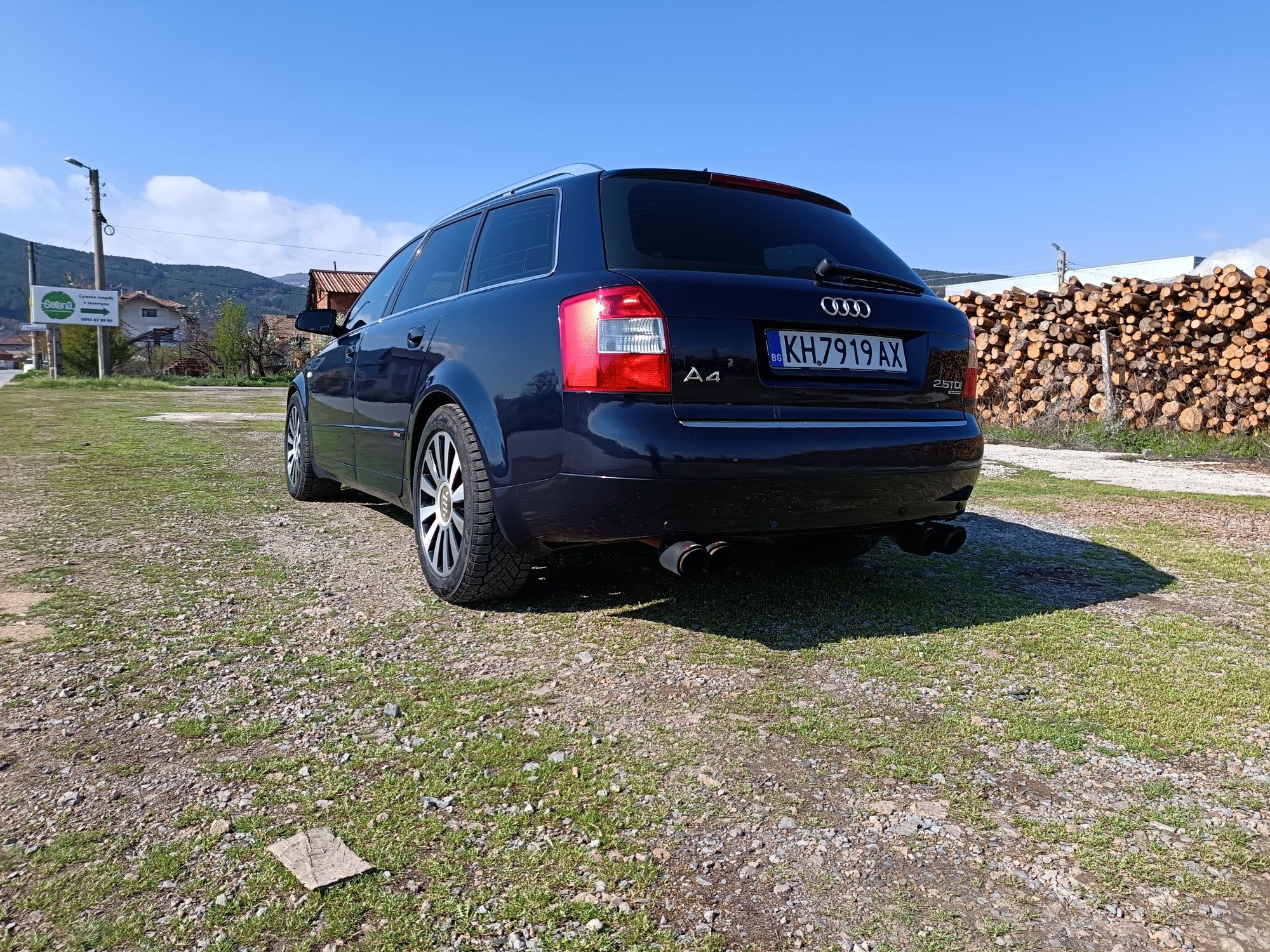 Ауди А4 2.5 QUATTRO