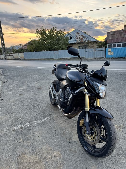 HONDA hornet A2 25 de kw in carte si in talon