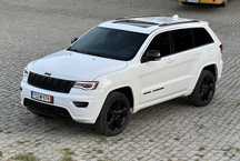 Jeep Grand Cherokee Laredo 4x4, 37 000 км., Black&White Edition
