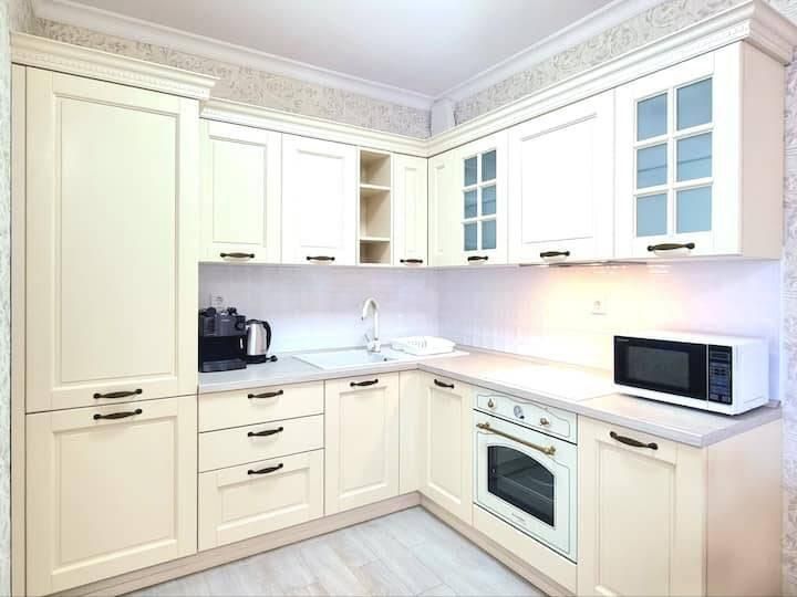 Дава се под наем Двустаен апартамент в Бургас, Изгрев - 63 кв.м за 612 € - Снимка #1