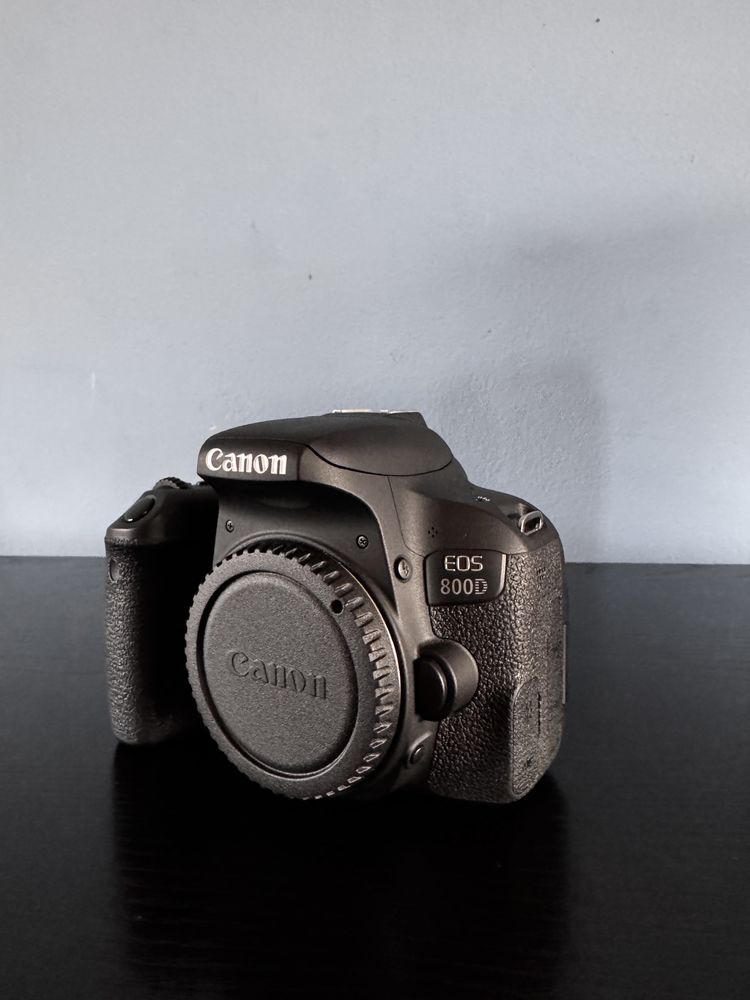 Canon EOS800D + китов обектив