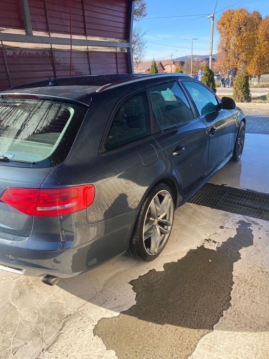 Vând Audi A4 B8 S Line