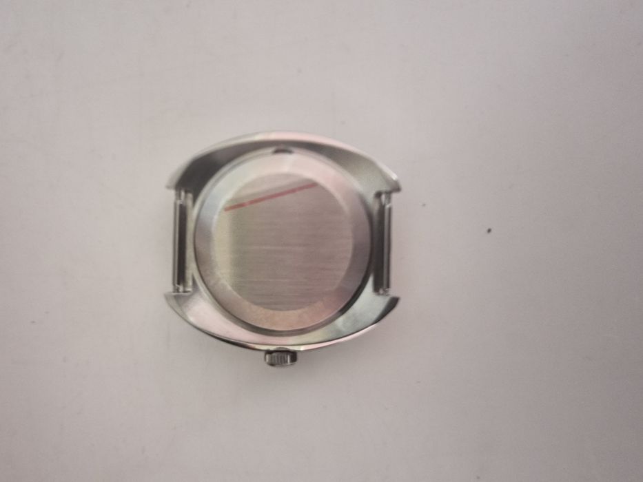 Часы Спутник и Зеро