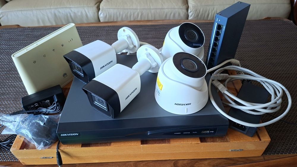 Сетевая система видеонаблюдения DS 7608NI-K1 в полном комплекте.