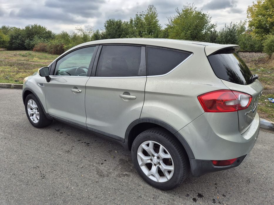 Ford kuga 2.0tdci 4x4 pret 3700€