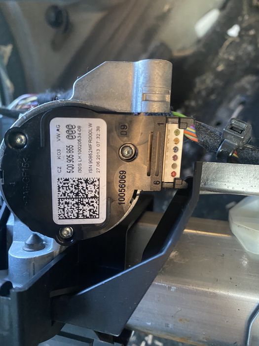Contact + cheie vw skoda seat 2013-2016 5Q0905865