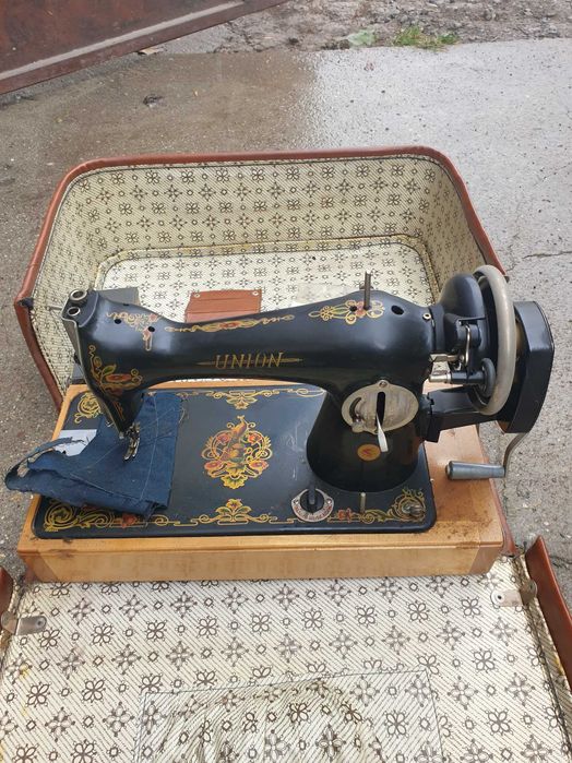 Руска шевна машина Union