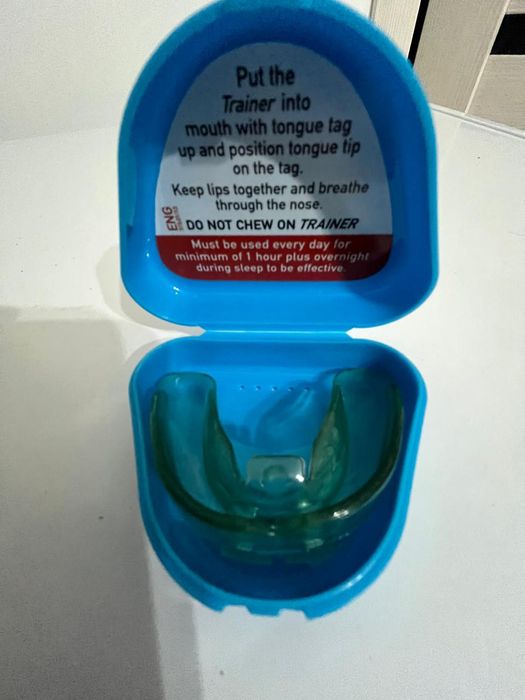 Трейнер выравнивание зубов без брекета