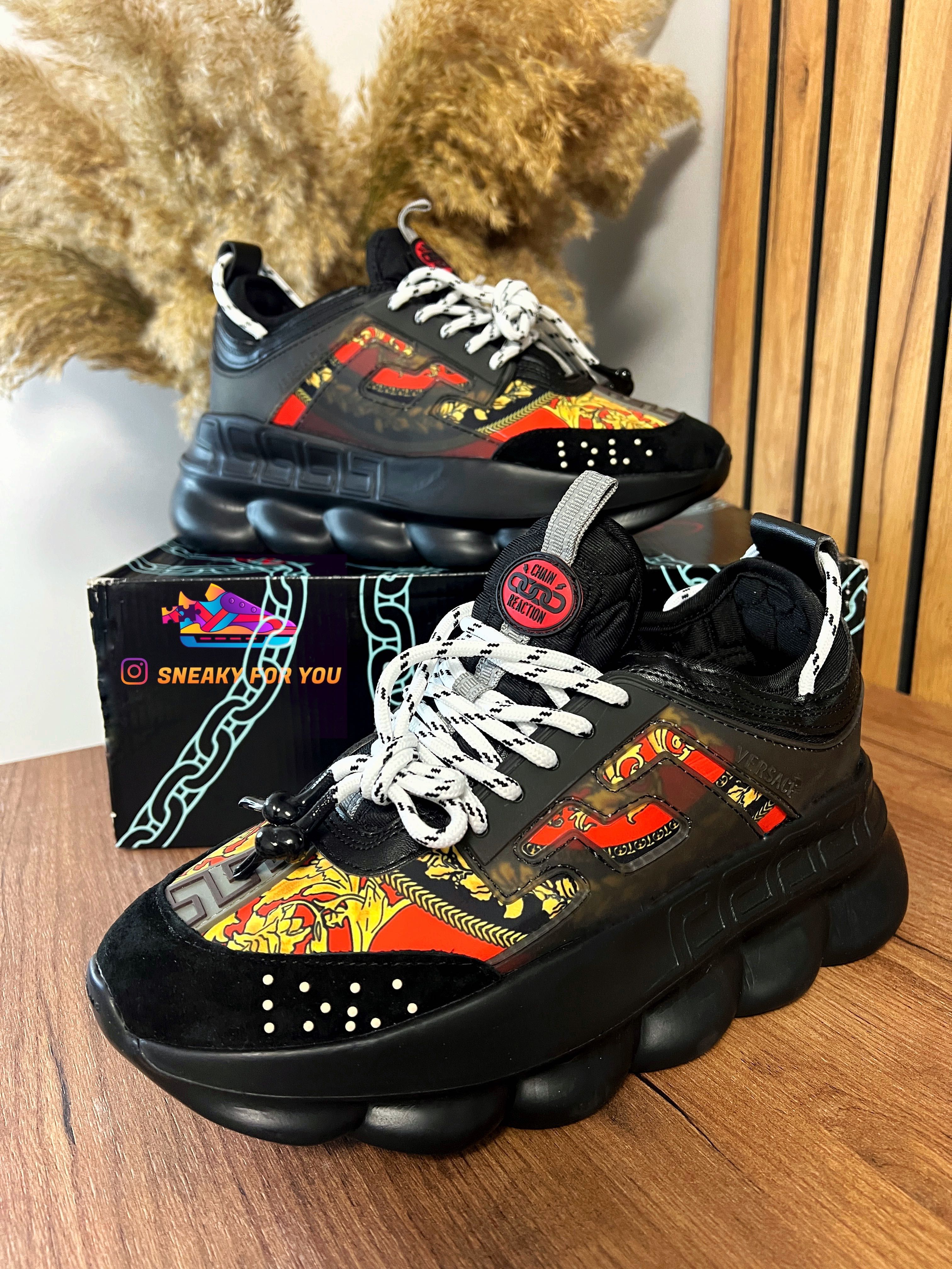 38-44 Versace Chain Reaction BlackRed