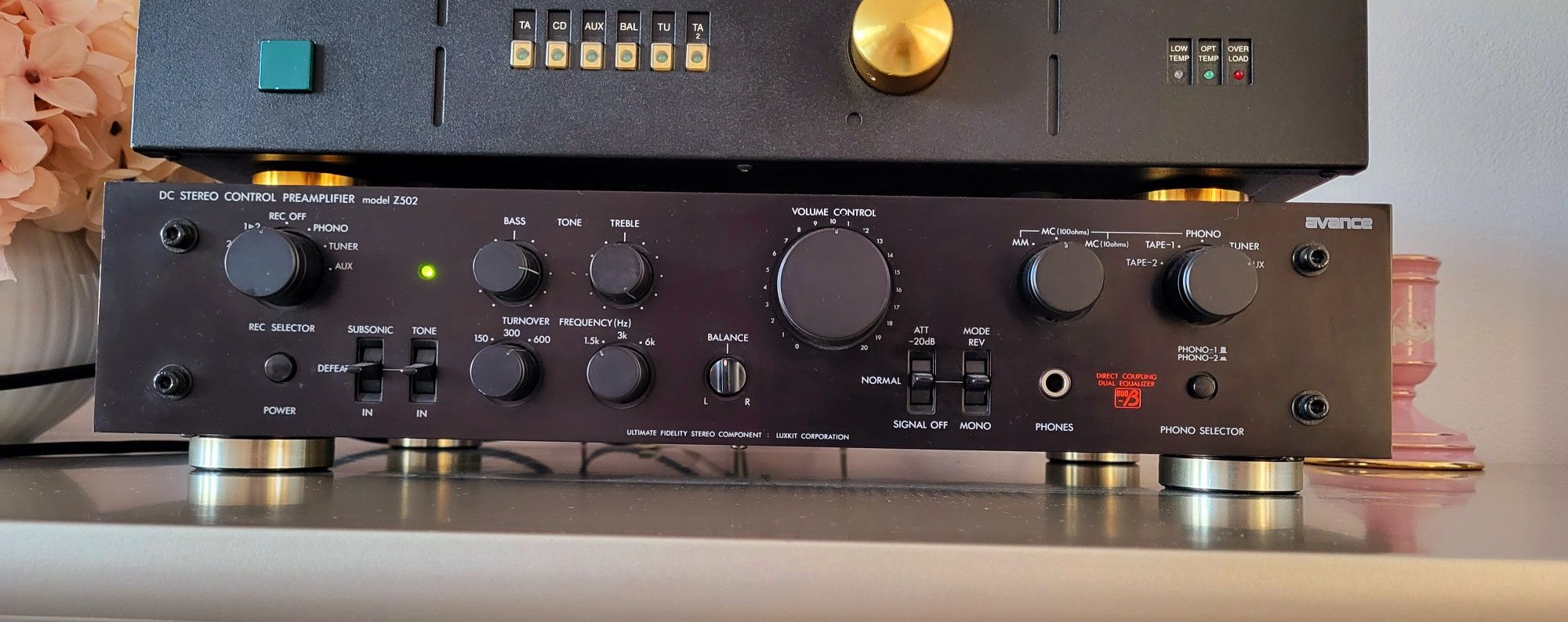 Preamplificator Luxman