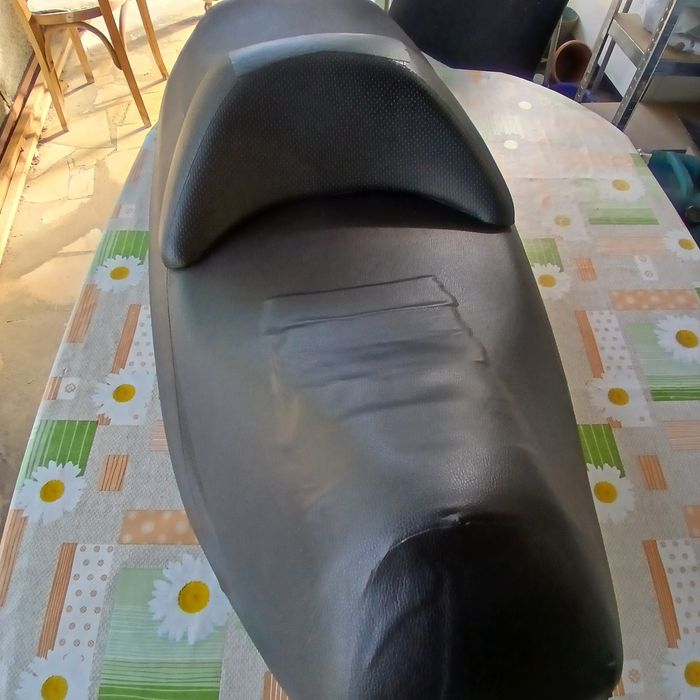 Продавам седалка за  Сузуки Бъргман