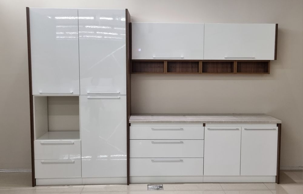 Mobila de bucatarie noua 3.22 ml