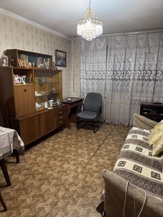 Срочно продаётся 1 ком.Чиланзар 21 квартал