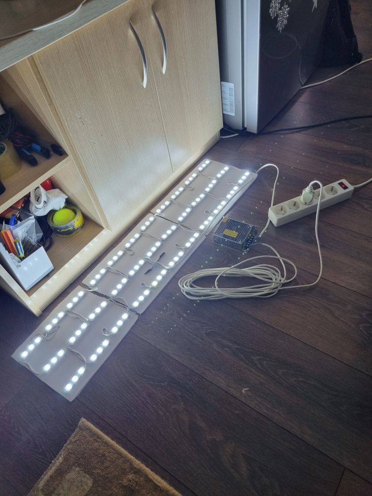 Блок питания 12V 2.1A. и 12V 5A.