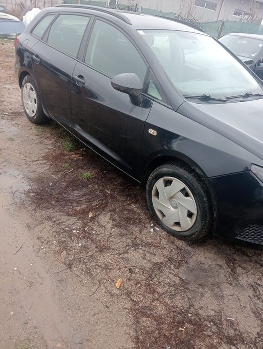 Dezmembrez seat ibiza  1.2 tdi 2012
