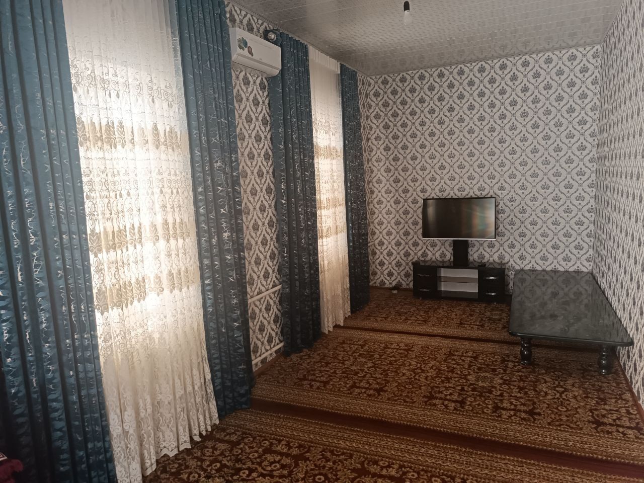 Hovli , 10 sotix