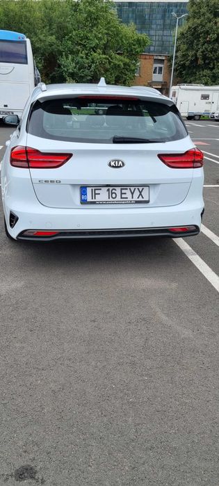 Urgent Kia Ceed 1.6 crdi 136hp
