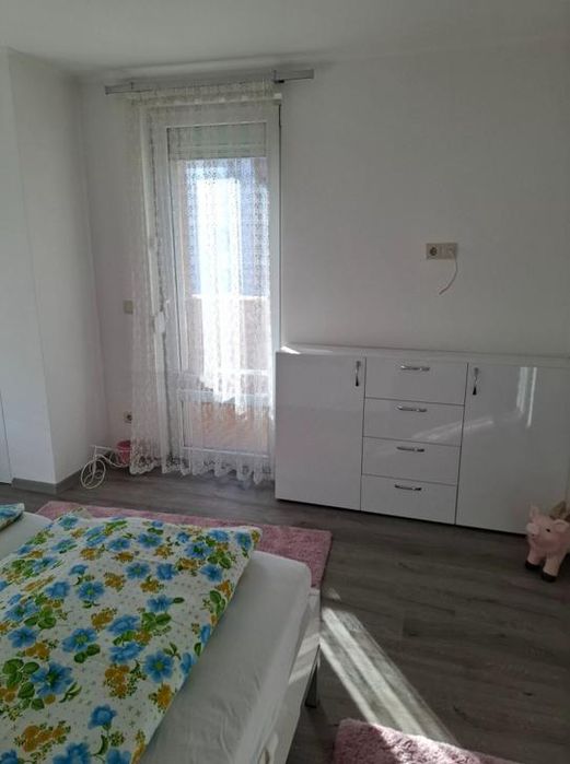 Дава се под наем Тристаен апартамент в София, Карпузица - 115 кв.м за 600 € - Снимка #6