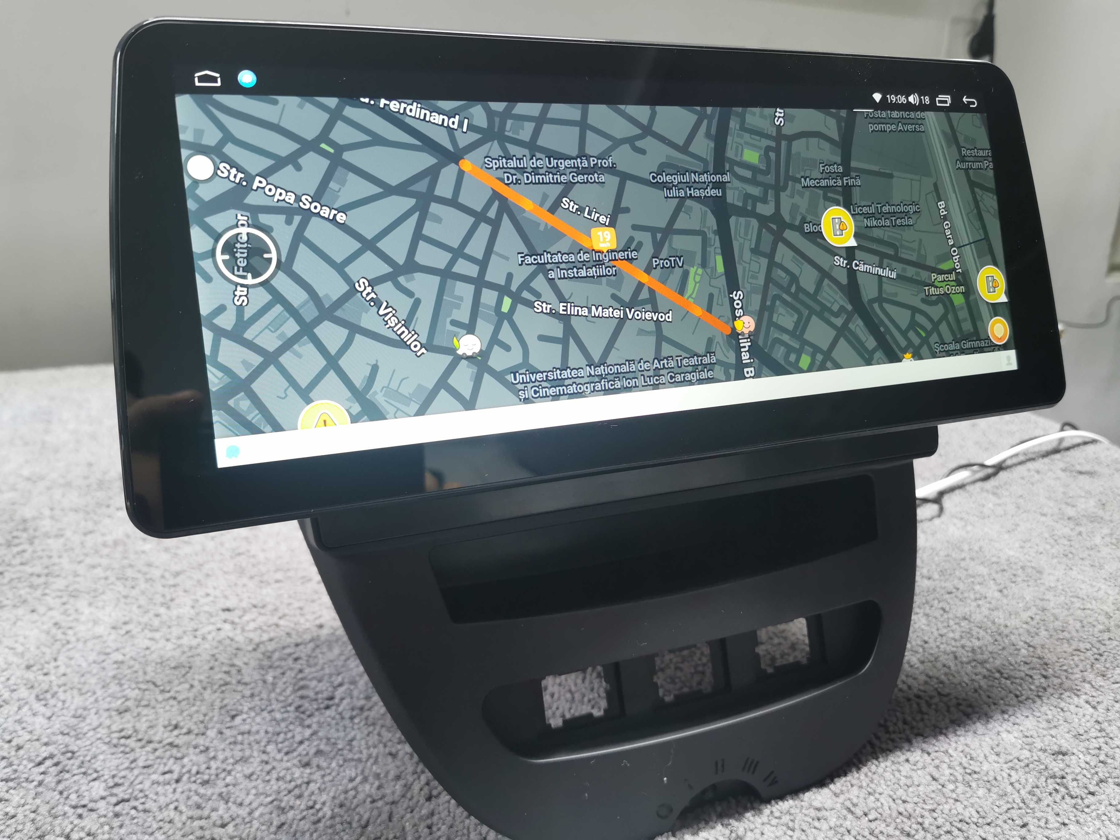 Navigatie Android Peugeot107/Citroen C1 octacore 12,3inch