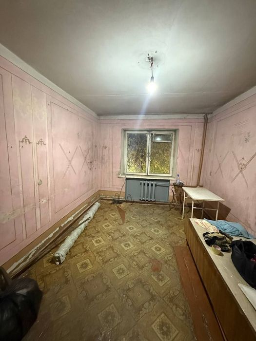 Чорсу Бозор 1/2/5/Без ремонт Срочно Сотилади