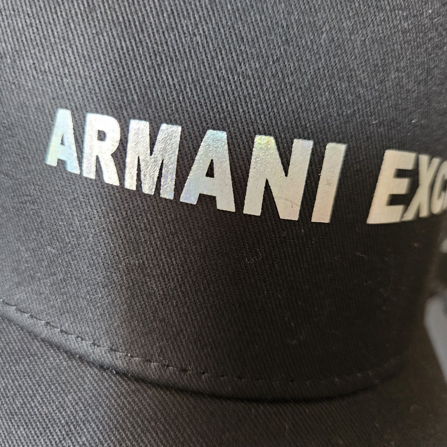 Оригинал новая кепка Armani Exchange