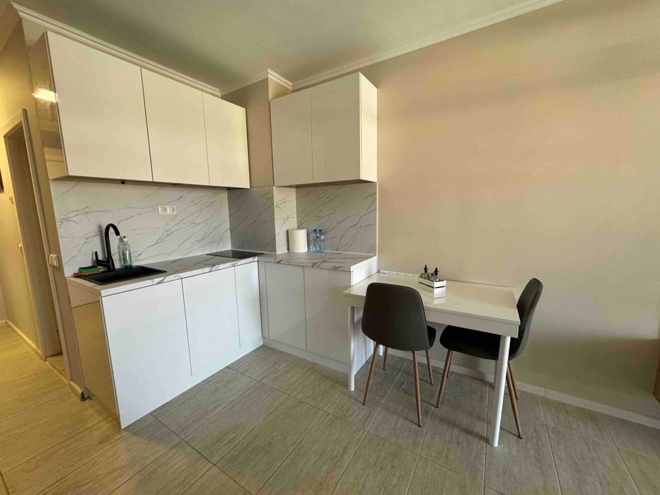 Ново модерно  ремонтирано студио в луксозния комплекс Грийн- Лайф