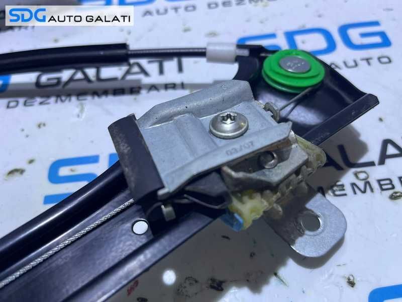 Macara Electrica Usa Portiera Dreapta Fata VW Golf 5 Break 2004 - 2008 Cod 1K5837462B