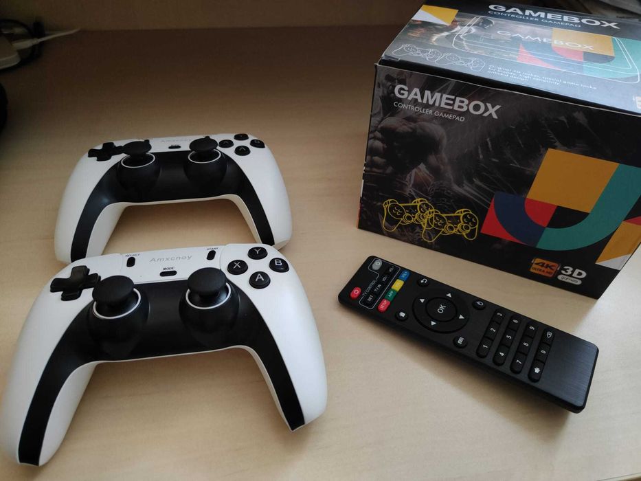 Consola Noua G11 PRO + 2 Controlere Schimbate, 64 GB plin cu jocuri!