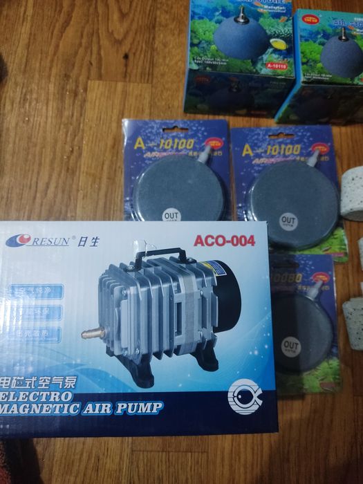 Компрессор ACO-004 для содержания и выращивания рыб. Подача кислорода