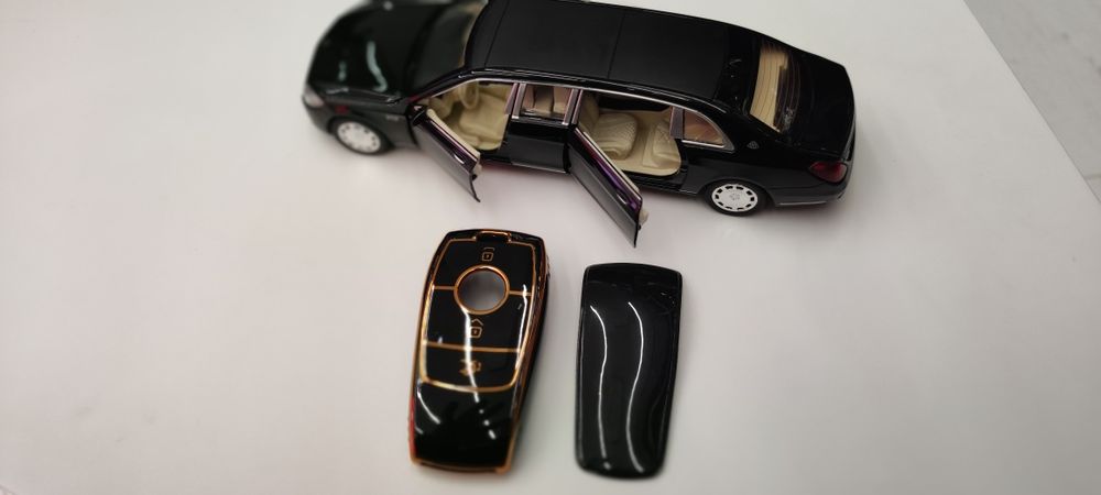 Husă chei auto 2024