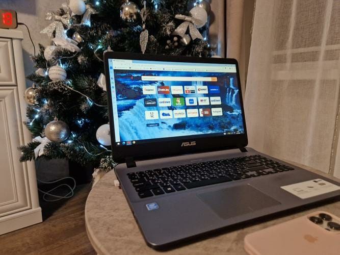 Ноутбук Asus x507m