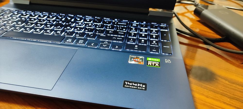 Игровой монстр HP VICTUS REYZN7 5800H/RTX 3060 на 6гб/ОЗУ 16гб/SSD 512