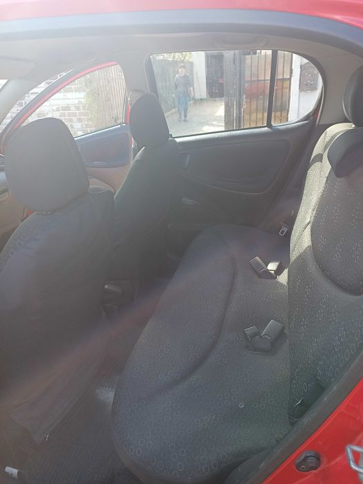 Toyota Yaris 1.3 benzina
