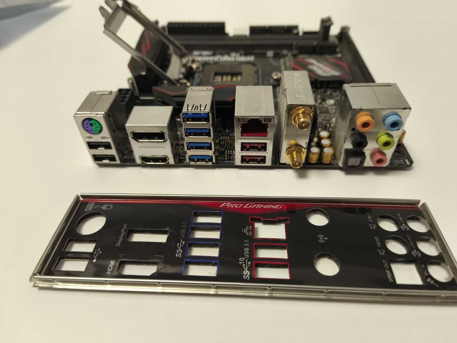 Placa de baza ASUS Z170I PRO GAMING mitx soket 1151 -wi-fi