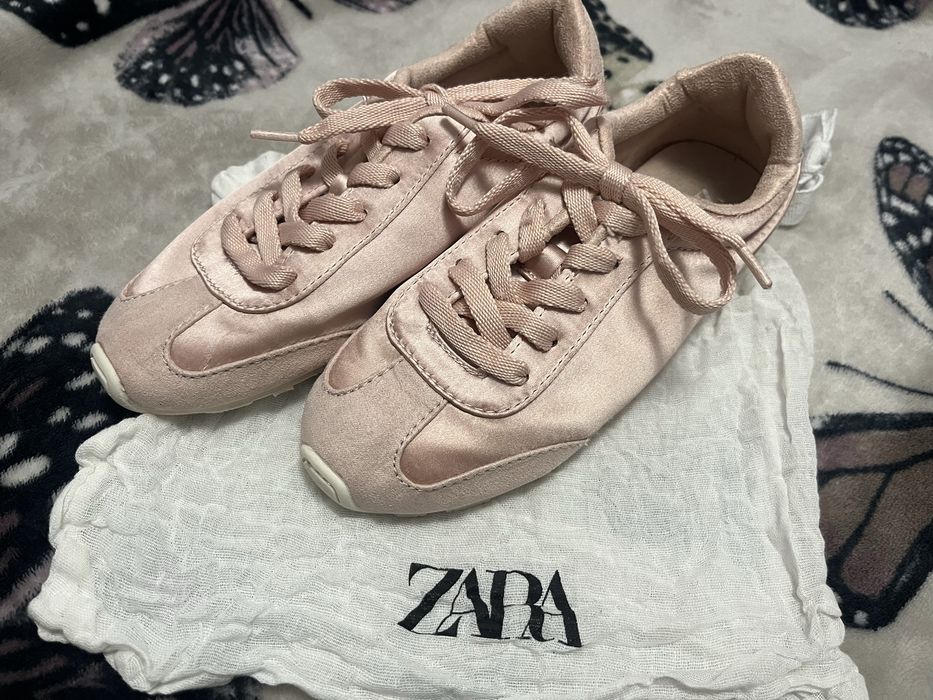 Сатенени Маратонки Zara