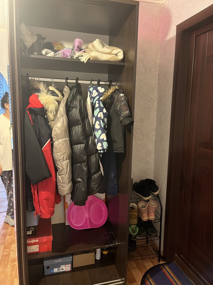 Прихожая.              Бу